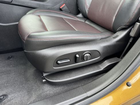 Used 2019 Chevrolet Blazer RS image 14