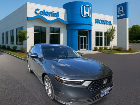 Certified 2024 Honda Accord EX image 9