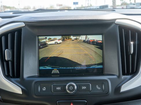 Used 2019 GMC Terrain SLE w/ Black Edition image 17