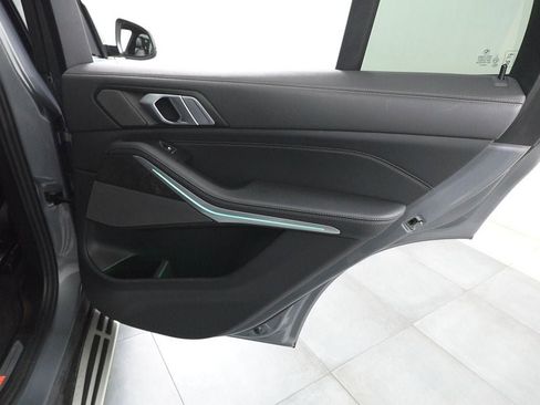 Used 2024 BMW X5 xDrive40i AWD/4WD image 32