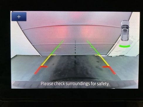 Used 2022 Ford Explorer XLT w/ Equipment Group 202A image 16