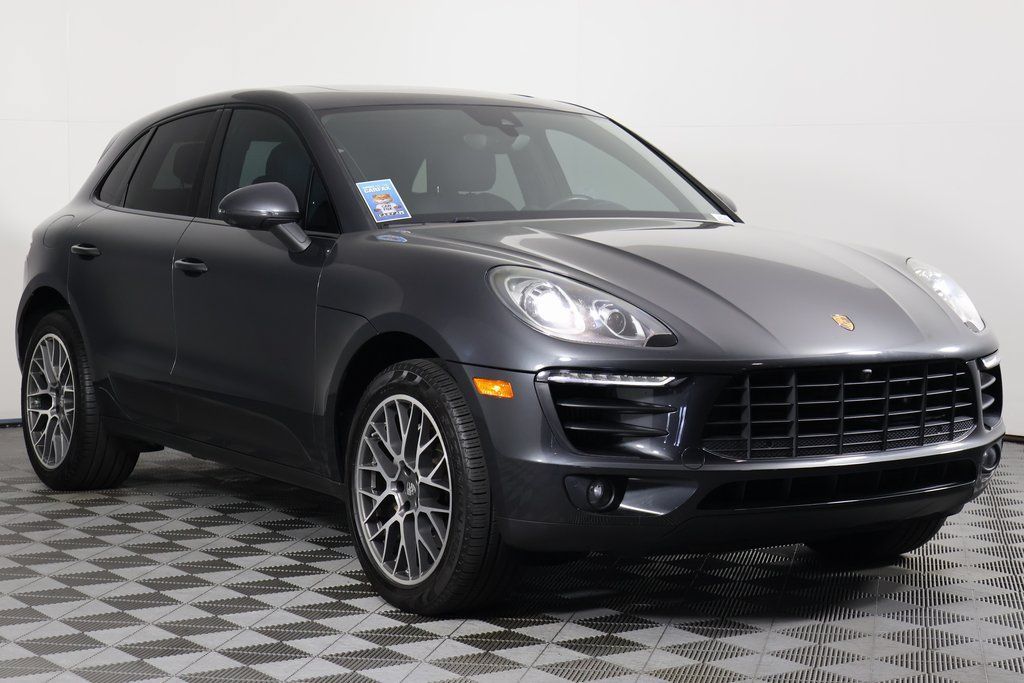 Used 2017 Porsche Macan S AWD/4WD image 3