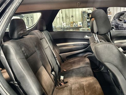 Used 2020 Dodge Durango SXT image 30