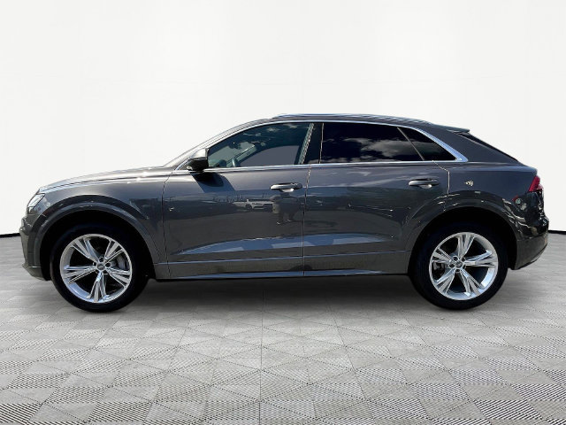 Used 2020 Audi Q8 Prestige w/ Prestige Package AWD/4WD image 4
