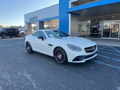 Used 2020 Mercedes-Benz SLC 43 AMG image 2