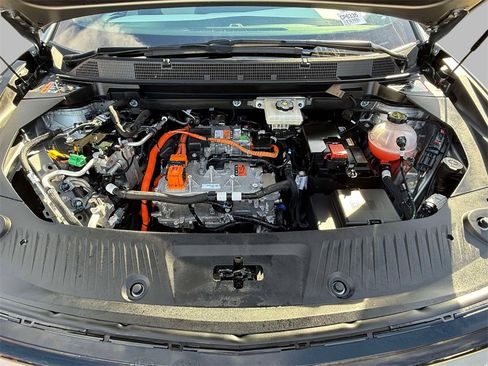 Used 2024 Chevrolet Equinox EV LT image 22