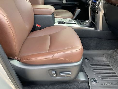 Used 2022 Toyota 4Runner Limited image 17