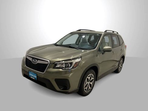 Used 2020 Subaru Forester Premium image 1