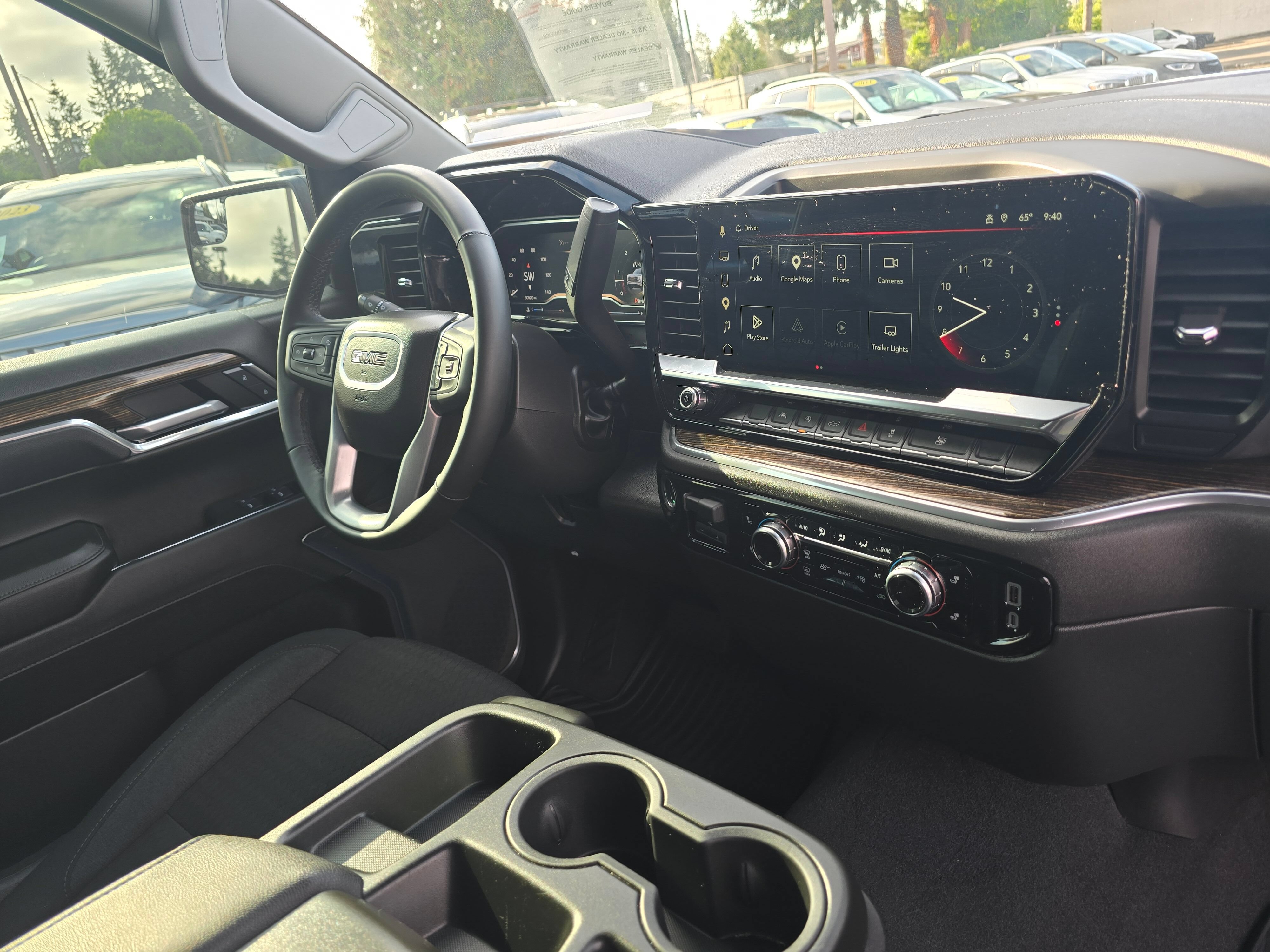 Used 2025 GMC Sierra 1500 Elevation AWD/4WD image 10