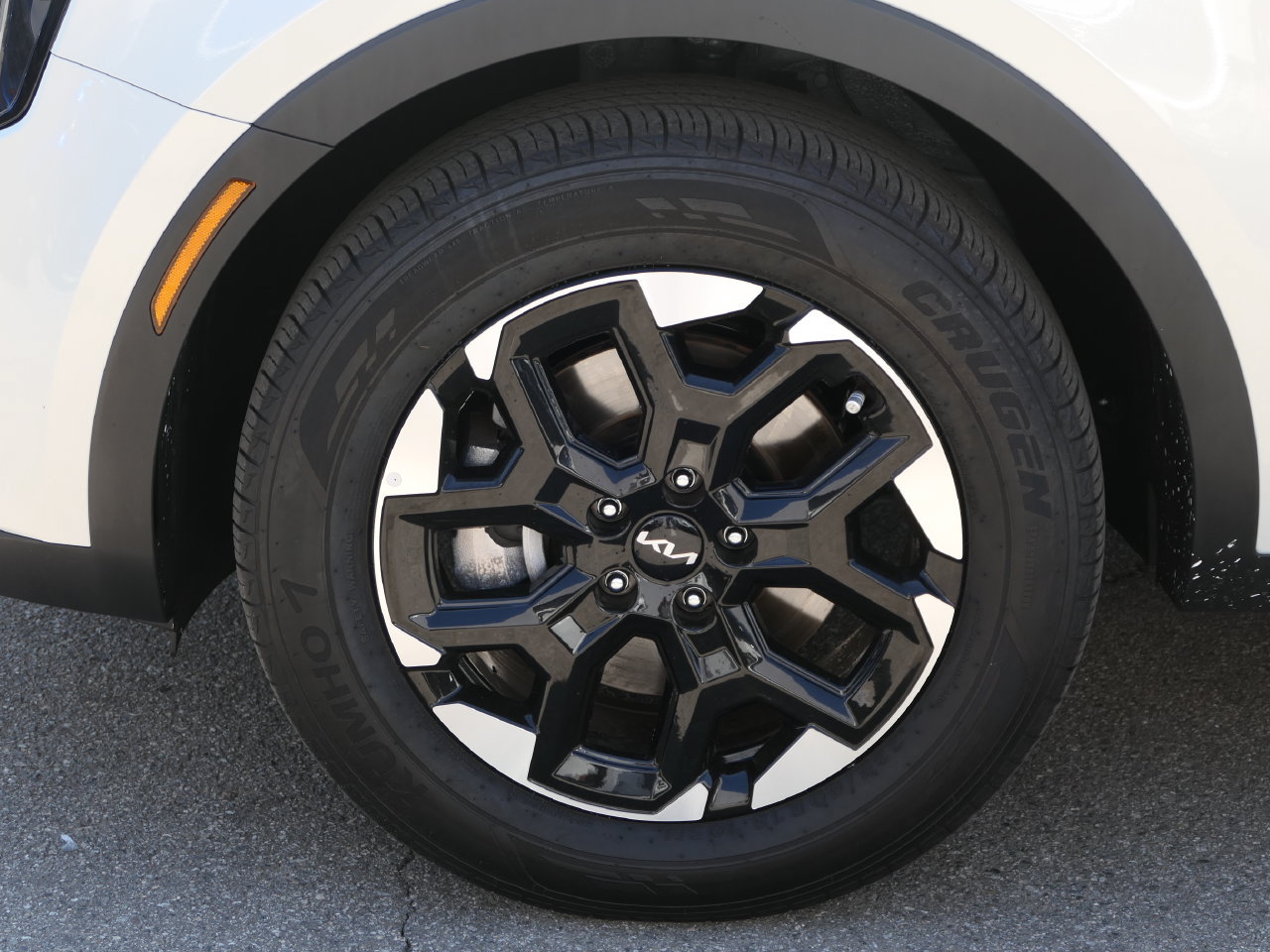 Certified 2026 Kia Sorento S FWD image 9