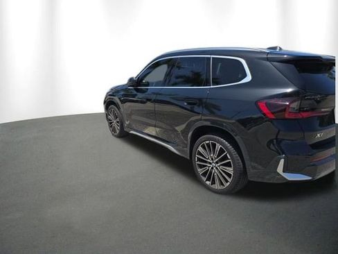 Used 2025 BMW X1 xDrive28i w/ Technology Package AWD/4WD image 4