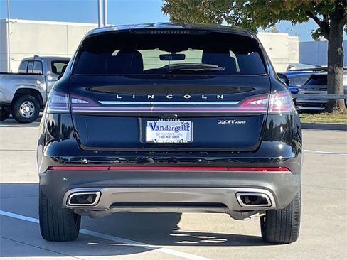 Used 2020 Lincoln Nautilus Reserve w/ Equipment Group 201A image 5