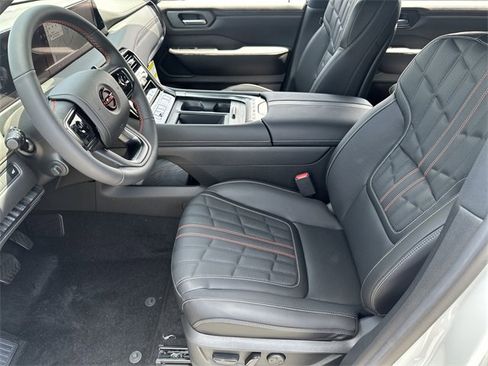 New 2025 Nissan Armada PRO-4X w/ Pro-4X Premium Package image 25