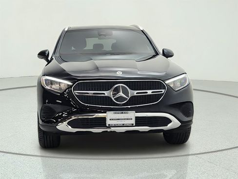 Certified 2026 Mercedes-Benz GLC 300 image 2