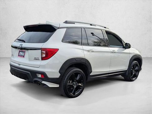 Used 2019 Honda Passport Elite image 5