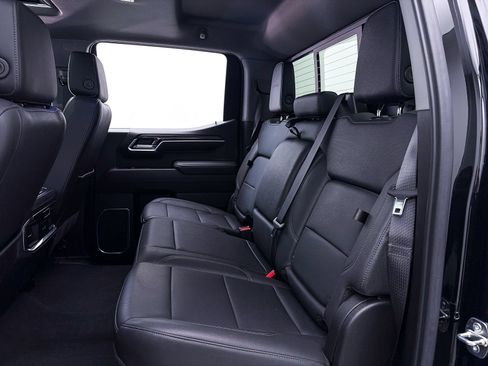 Used 2023 Chevrolet Silverado 1500 LTZ w/ LTZ Premium Package AWD/4WD image 40