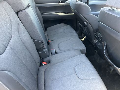 Used 2022 Hyundai Palisade SE FWD image 13