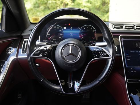 Used 2023 Mercedes-Benz S 580 4MATIC Sedan image 17
