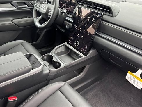 New 2026 GMC Terrain Elevation w/ Elevation Premium Package image 18