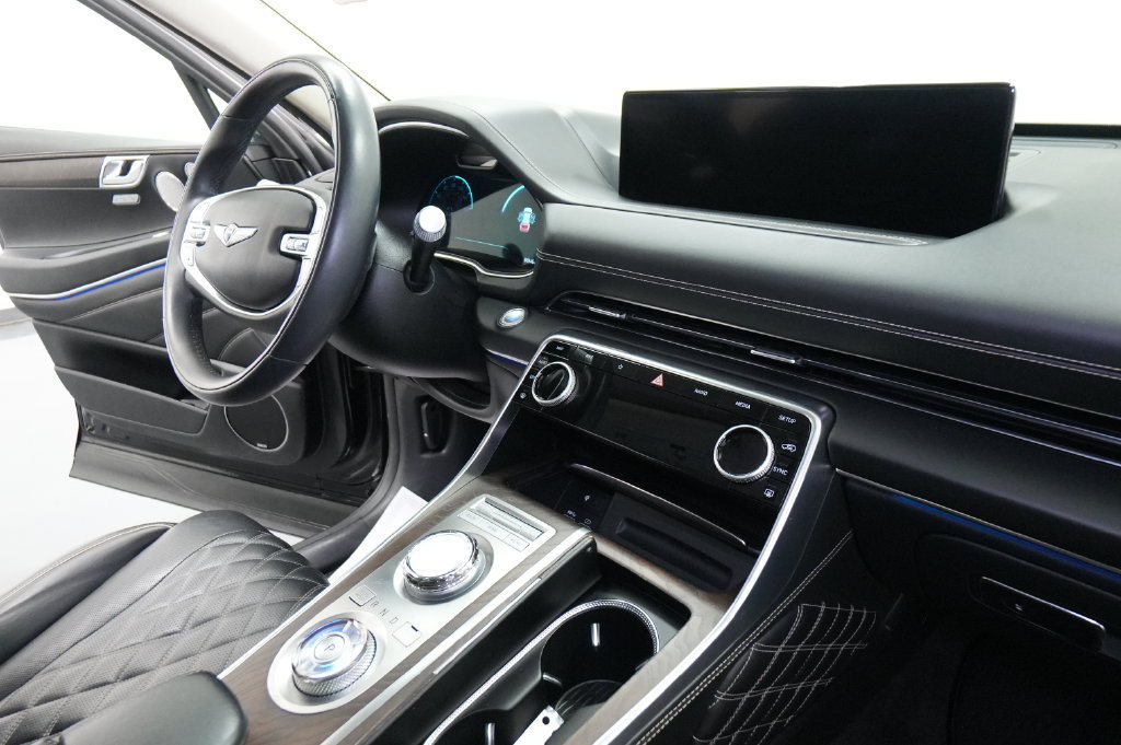 Used 2023 Genesis GV80 3.5T w/ Prestige Package AWD/4WD image 34