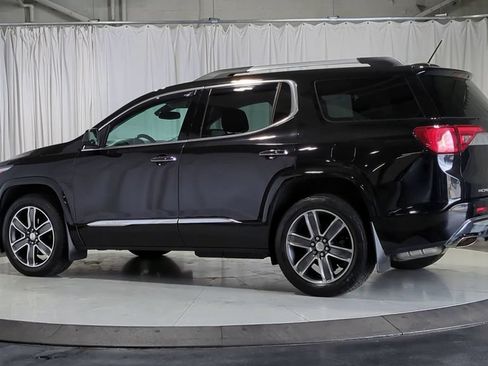Used 2017 GMC Acadia Denali w/ Technology Package AWD/4WD image 8
