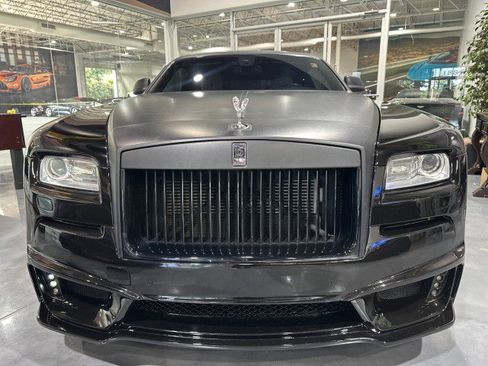 Used 2015 Rolls-Royce Wraith RWD image 27
