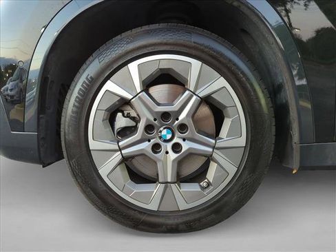 Used 2025 BMW X1 xDrive28i AWD/4WD image 23