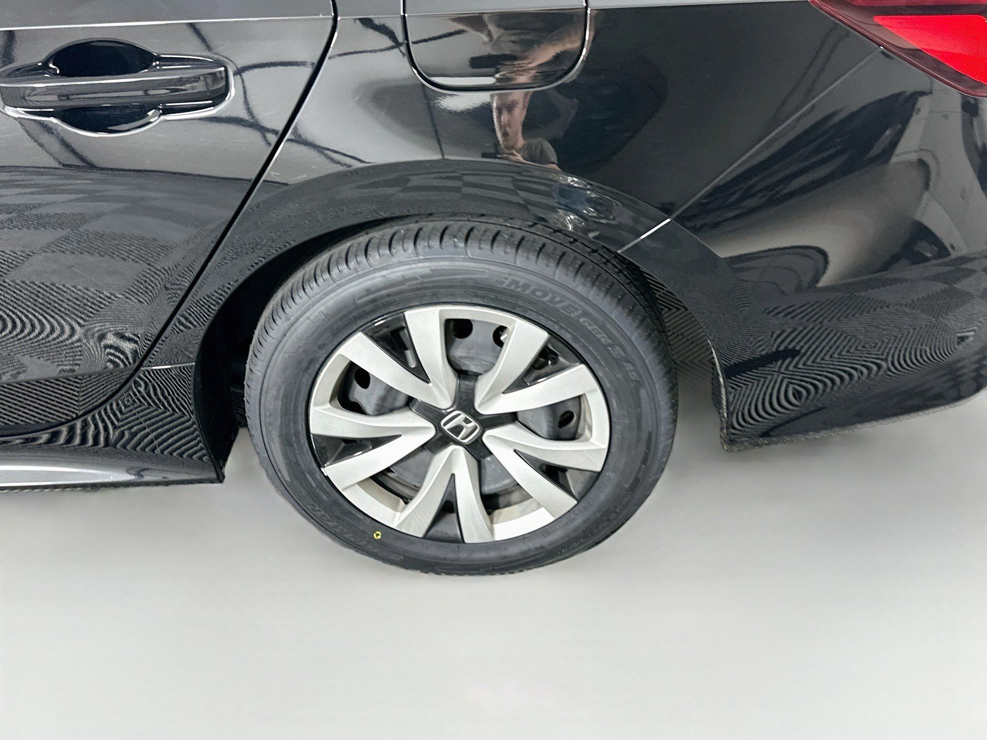 Used 2025 Honda Civic LX image 11