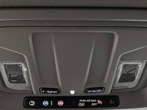 Used 2021 Chevrolet Silverado 1500 RST image 38