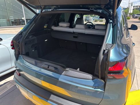 Used 2024 BMW X5 xDrive40i w/ Premium Package image 4