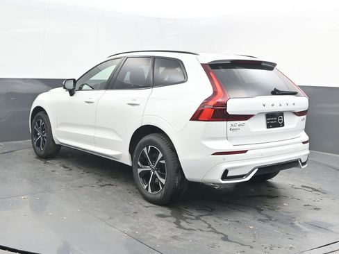 New 2026 Volvo XC60 B5 Core AWD/4WD image 3
