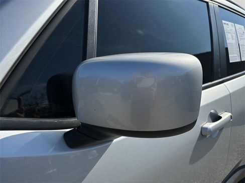 Used 2019 Jeep Renegade Latitude image 11