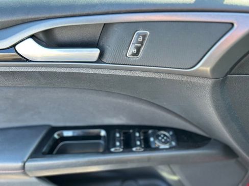 Used 2014 Ford Fusion SE w/ Equipment Group 501A image 20