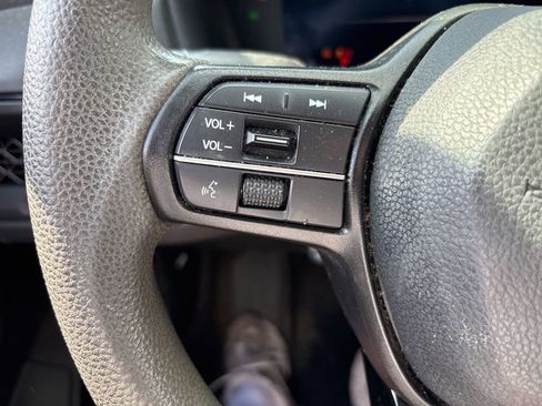 Used 2023 Honda Accord LX image 20