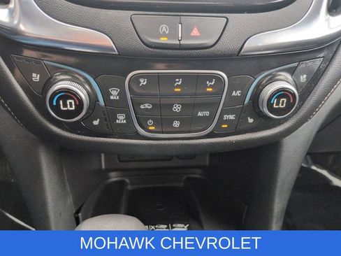 Used 2024 Chevrolet Equinox Premier AWD/4WD image 19