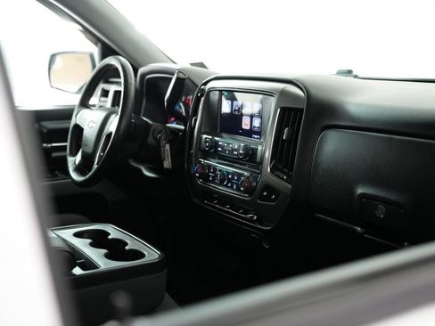 Used 2018 Chevrolet Silverado 1500 LT w/ All Star Edition AWD/4WD image 48