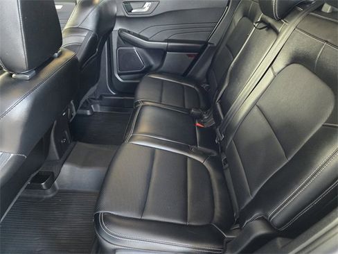 Used 2022 Ford Escape SEL image 30