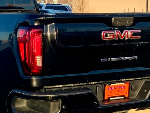 Used 2022 GMC Sierra 3500 AT4 w/ AT4 Premium Plus Package image 15