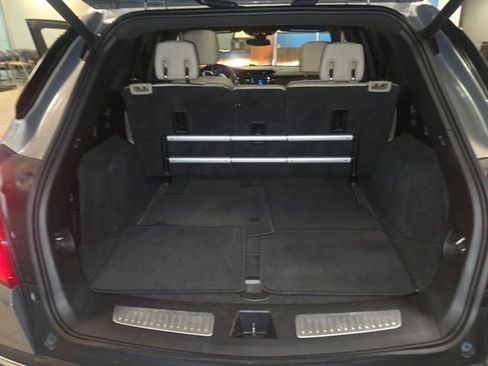 Used 2018 Cadillac XT5 Luxury w/ Driver Awareness Package image 24