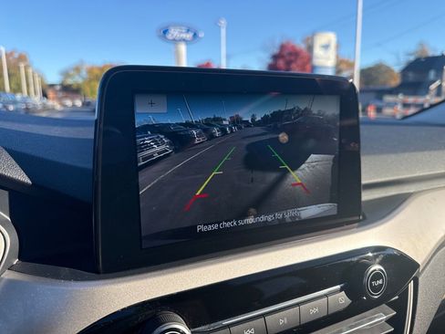 Used 2022 Ford Escape SE w/ Convenience Package image 30