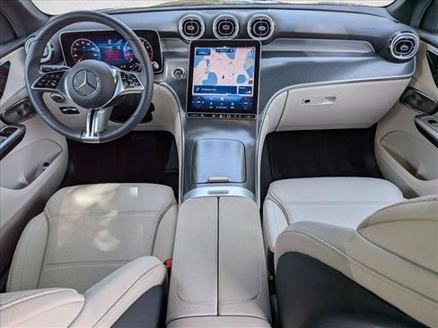 Certified 2026 Mercedes-Benz GLC 300 image 15