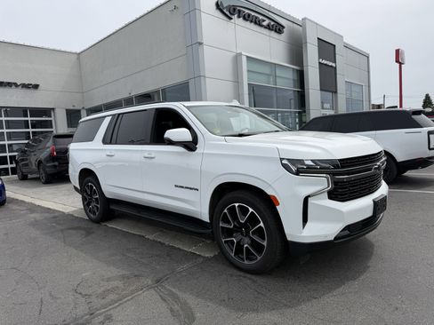 Used 2021 Chevrolet Suburban RST w/ Luxury Package AWD/4WD image 5