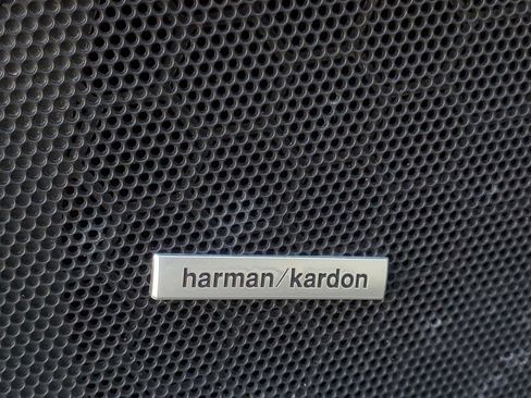 Used 2018 Subaru Forester 2.5i Touring image 14