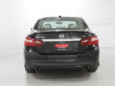 Used 2018 Nissan Altima 2.5 SV image 18