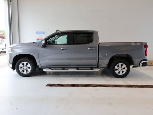 Used 2021 Chevrolet Silverado 1500 LT AWD/4WD image 7