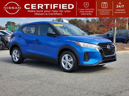 Certified 2025 Nissan Kicks Play S image 1