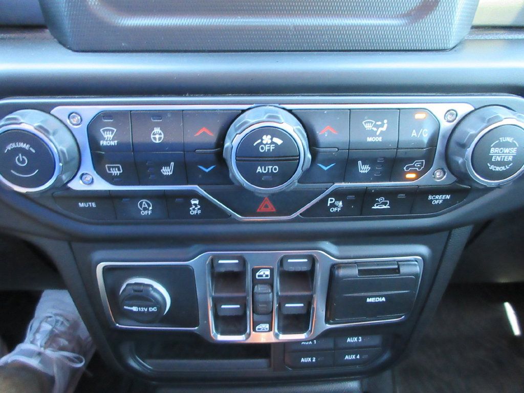 Used 2020 Jeep Gladiator Sport w/ Quick Order Package 24S AWD/4WD image 31