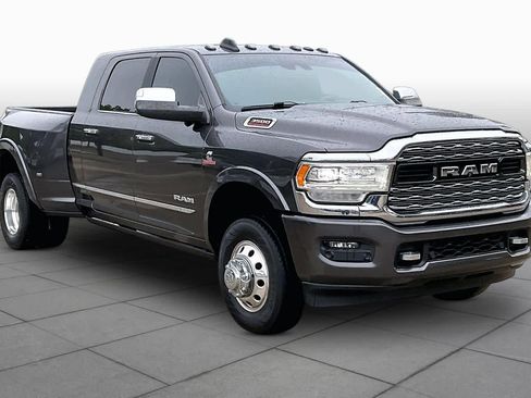 Used 2019 RAM 3500 Limited AWD/4WD image 3