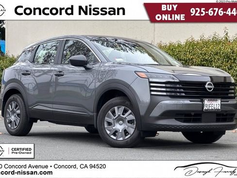 Certified 2025 Nissan Kicks S image 1