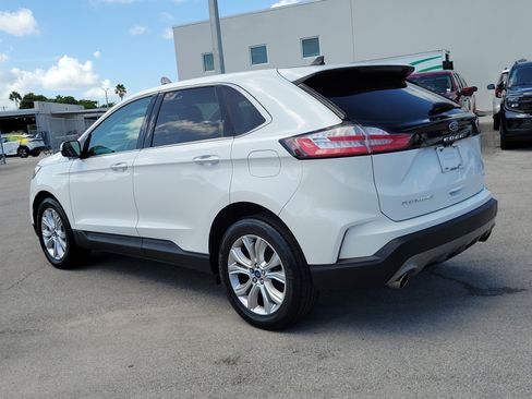 Used 2022 Ford Edge Titanium AWD/4WD image 7